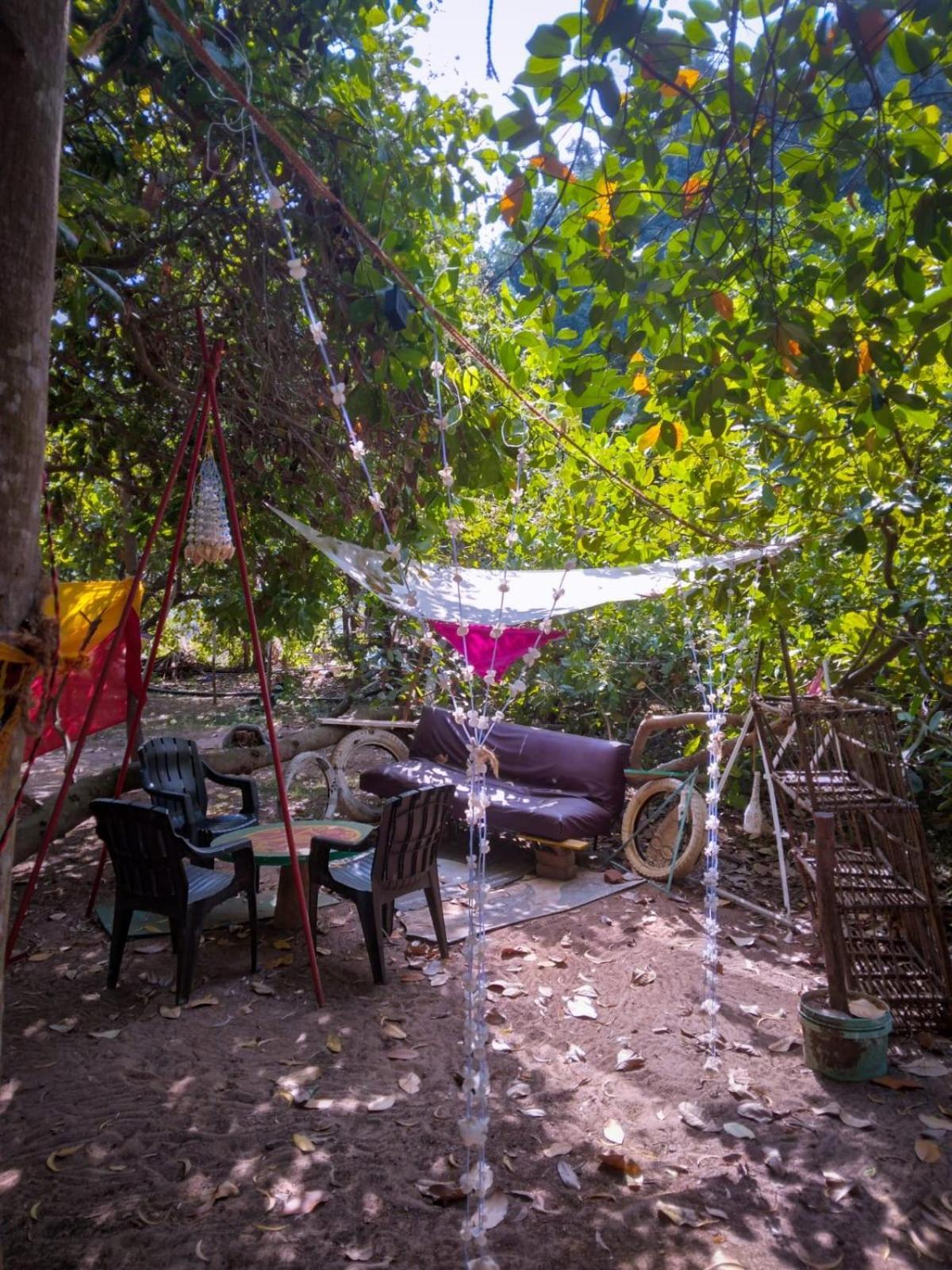 Peace Garden Inn Ауровиль Экстерьер фото